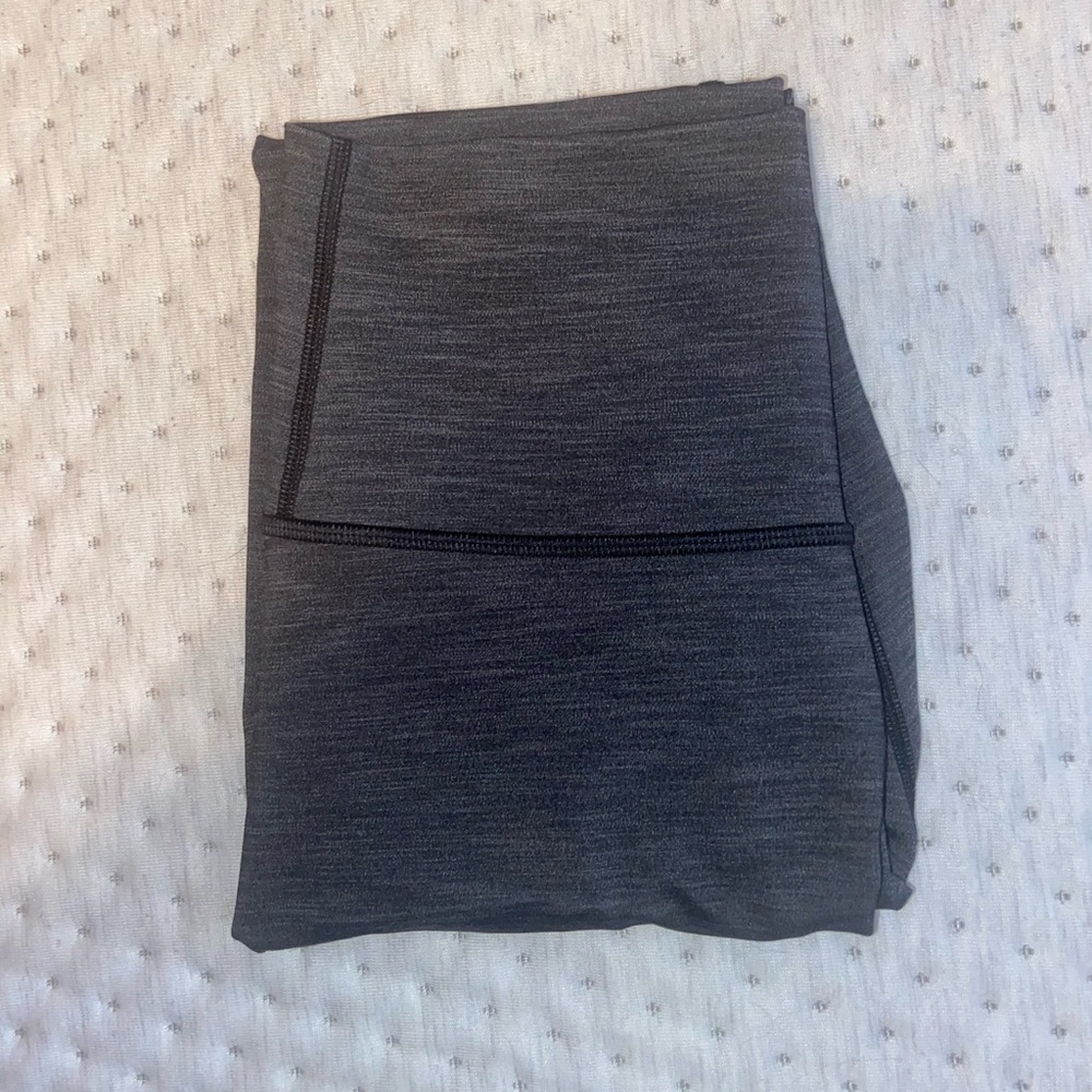 GREY LULULEMON LEGGINGS